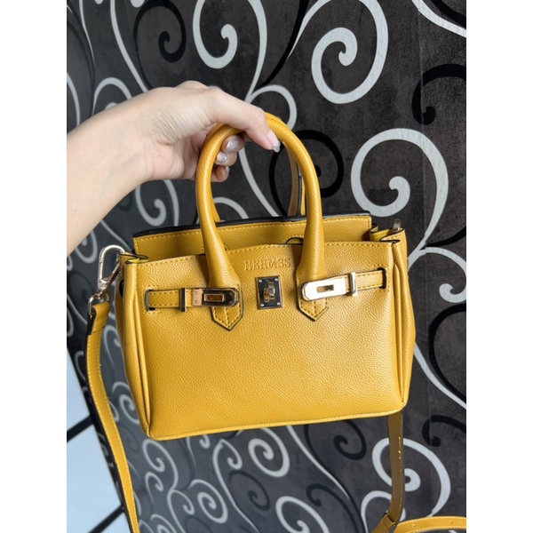 house of hello bag in mustard