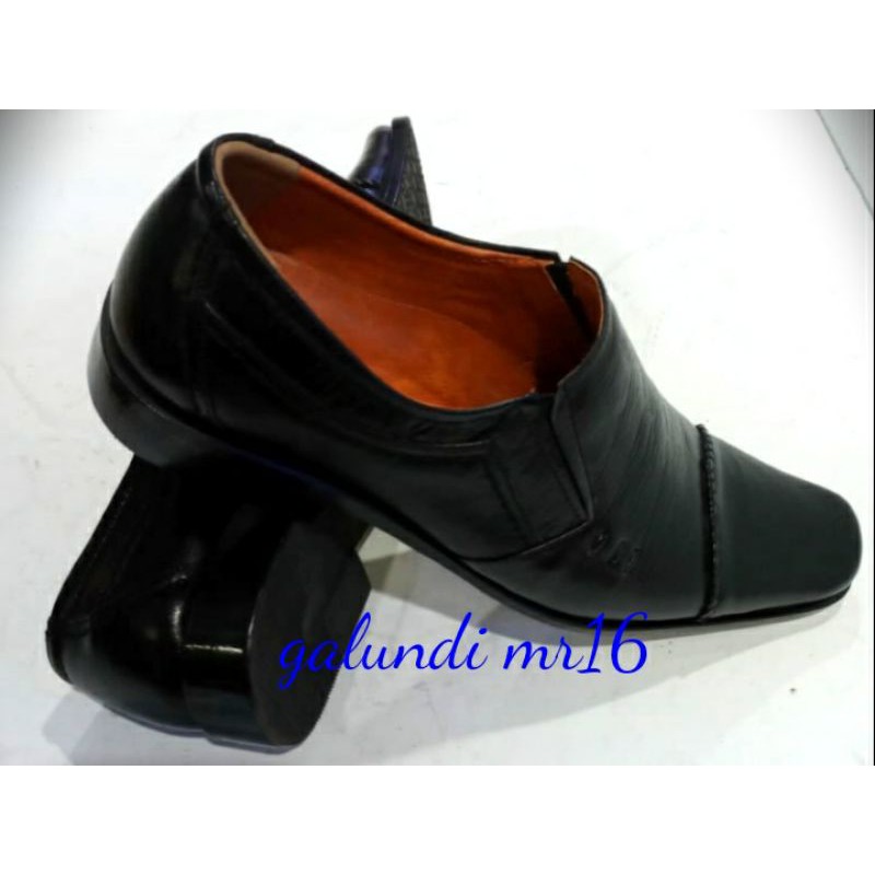 Sepatu Pantopel Formal Pria Bally mr 16 BISA COD