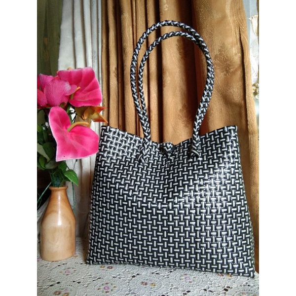 

NTJ//COD//Tas Anyaman Jali//Klasik//Lurik//Tas Belanja Serbaguna, Bingkisan,Hantaran, Parsel