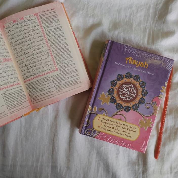 

✱ Hampers Hadiah Kado Gift Box Muslimah Cewek Quran Handsock Murah Lebaran, Ulang Tahun, Graduation