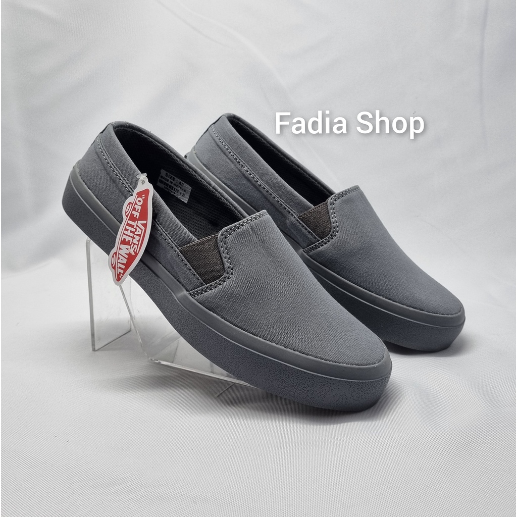 SEPATU SLIP ON PRIA DAN WANITA 017 ABU ABU.SEPATU PRIA.SEPATU WANITASEPATU KERJA.SEPATU SANTAI