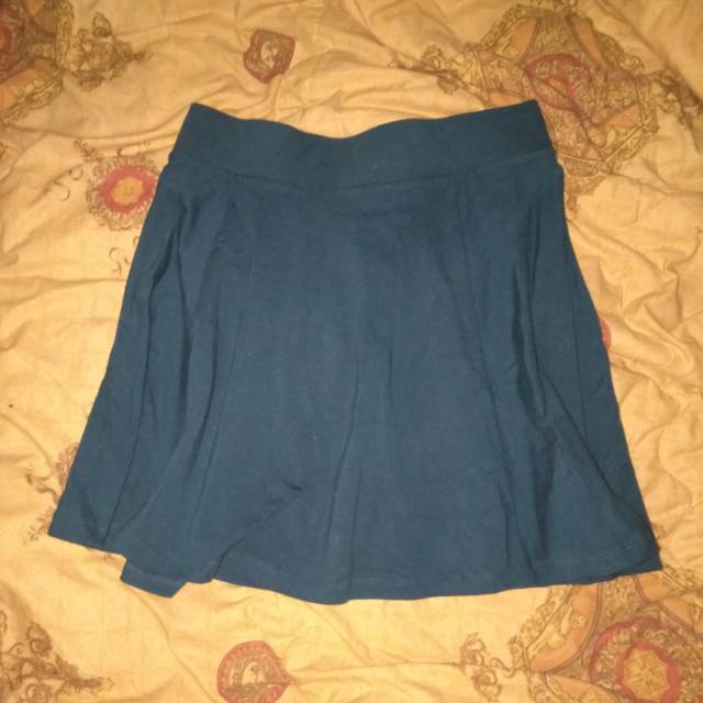 F21 green flare skirt