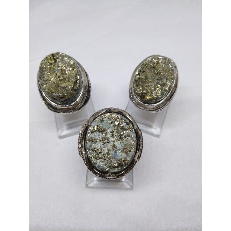 Batu cincin phirit badar emas