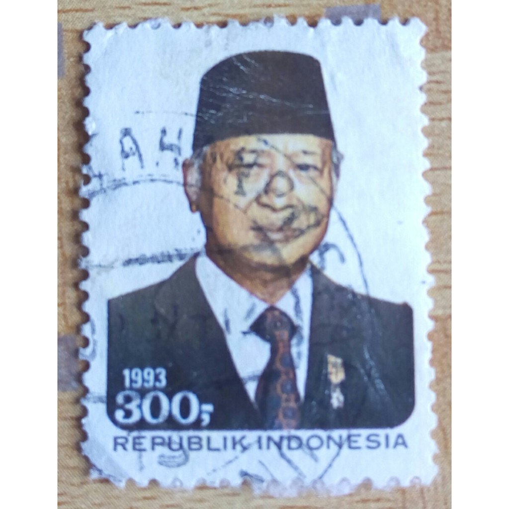 

Perangko Indonesia Pak Soeharto Rp 300 tahun 1993