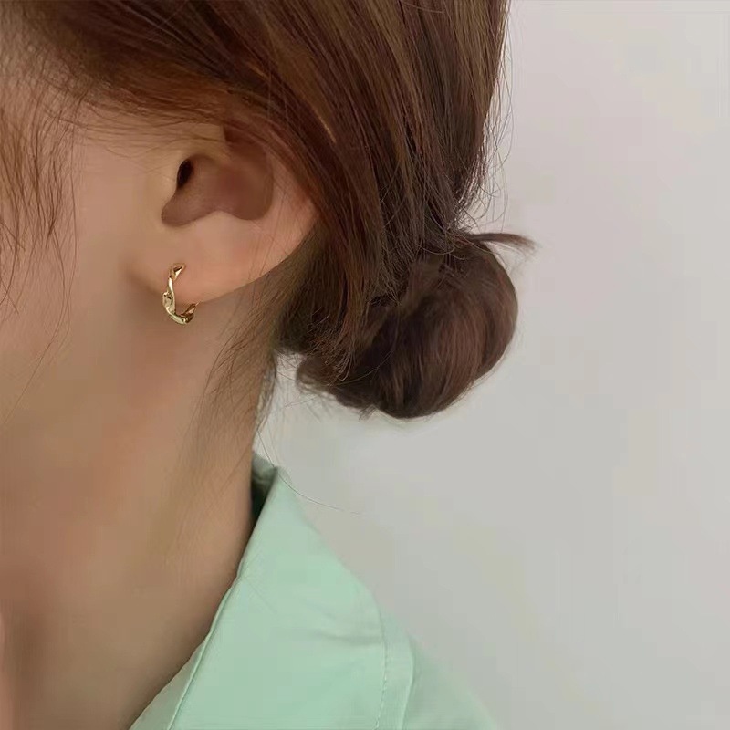 1 Pair Anting Tusuk Anti Karat Gantung Desain Cincin Aksesoris Wanita Tembaga Kualitas Tinggi Untuk Wanita