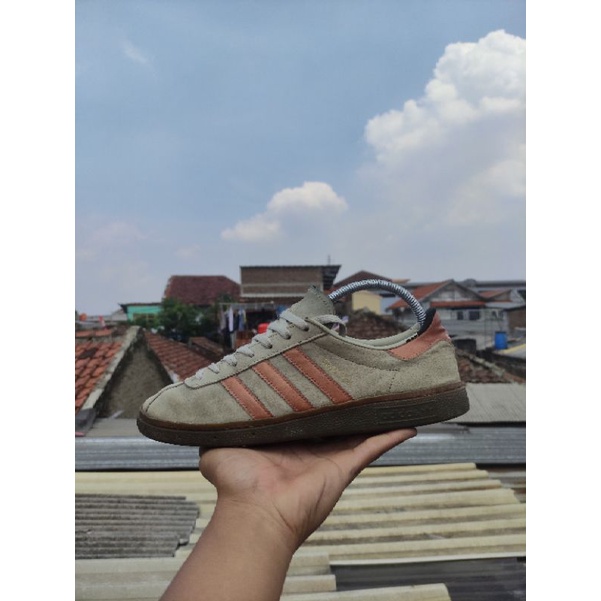 ADIDAS MUNCHEN SESAME