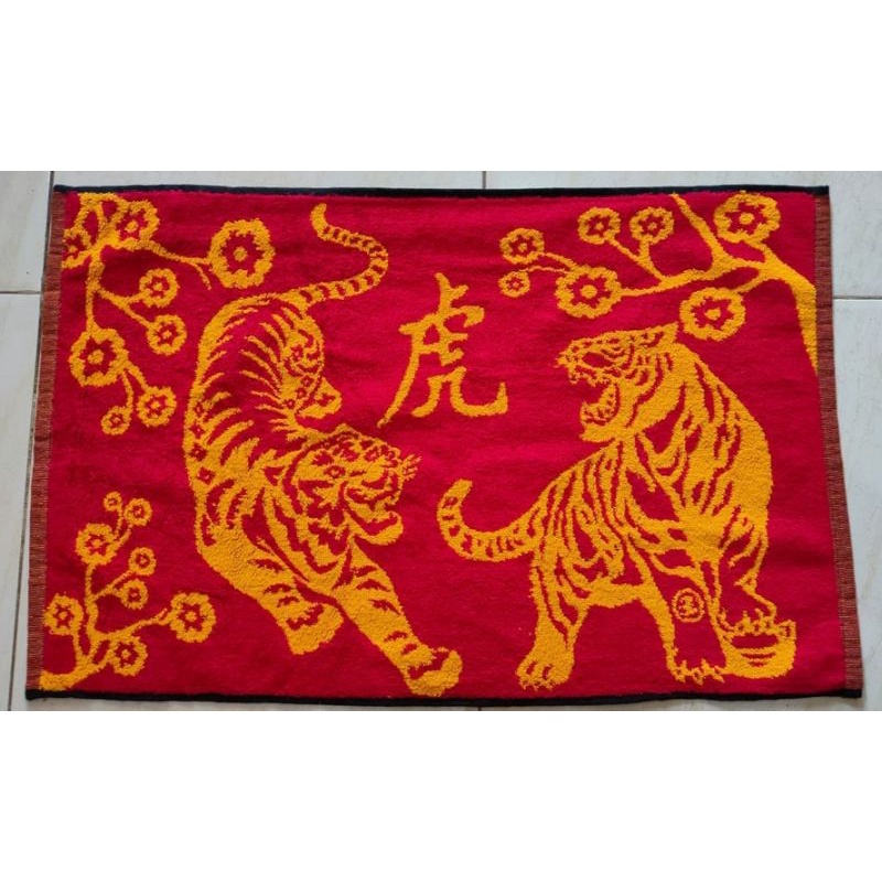 Keset Kaki Imlek 2022 Kain Halus Motif Harimau Classic