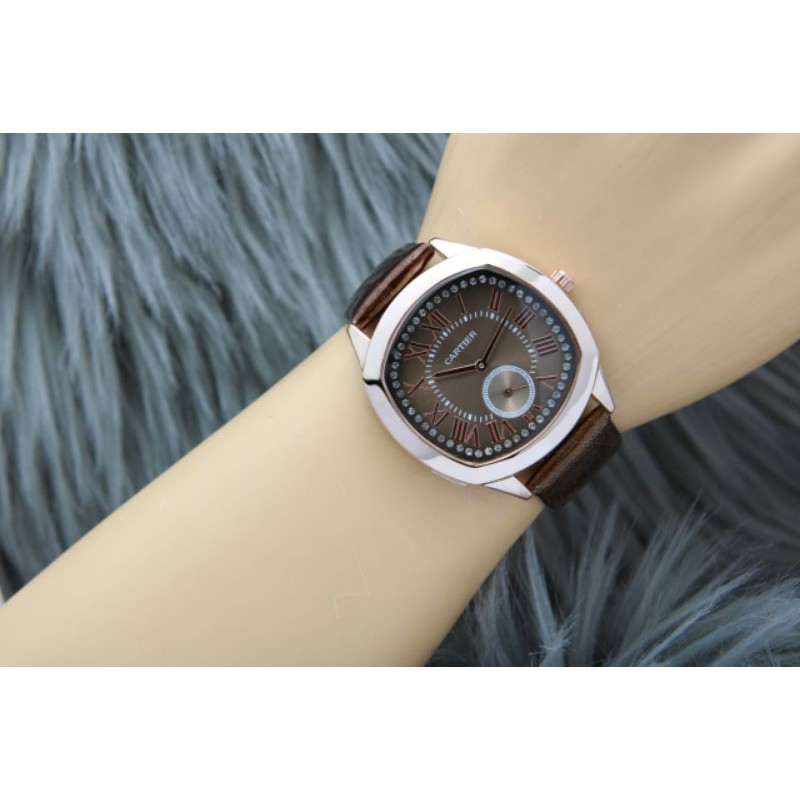 jam tangan wanita/New cartier premium/Strap kulit,Detik bawah aktif