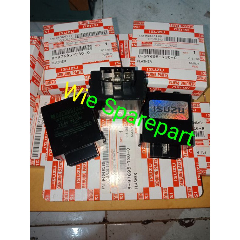 Flasher Sen Isuzu NMR71 NMR 71 Isuzu Giga