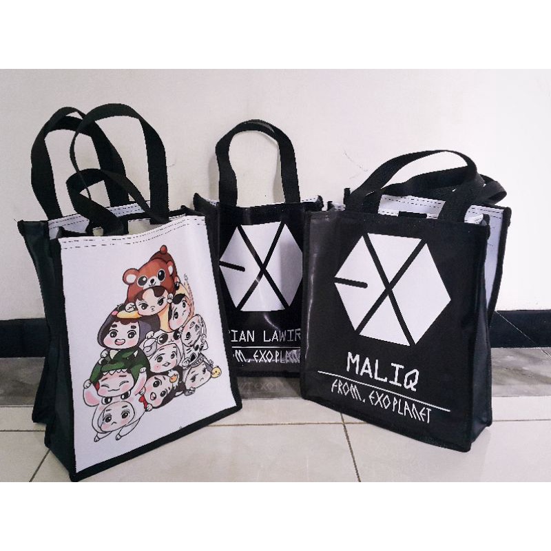 Tote gambar printing.bisa dikasih foto.plus nama anak