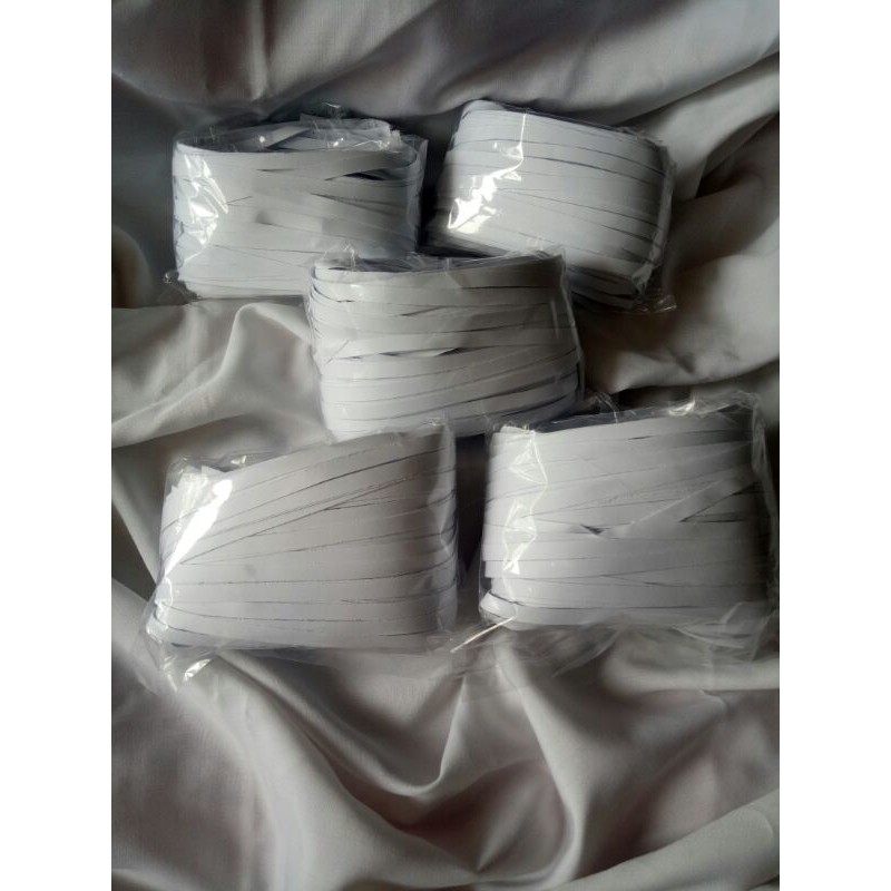 

(50gr) Kertas cacah / Kertas serut / Shredded paper / Filler box / Filler gift box