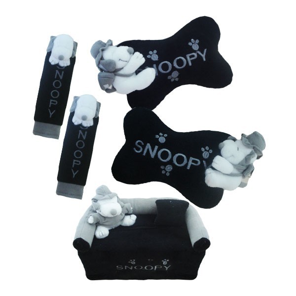 Bantal Mobil 3 in 1 Exclusive Boneka Snoopy Hitam