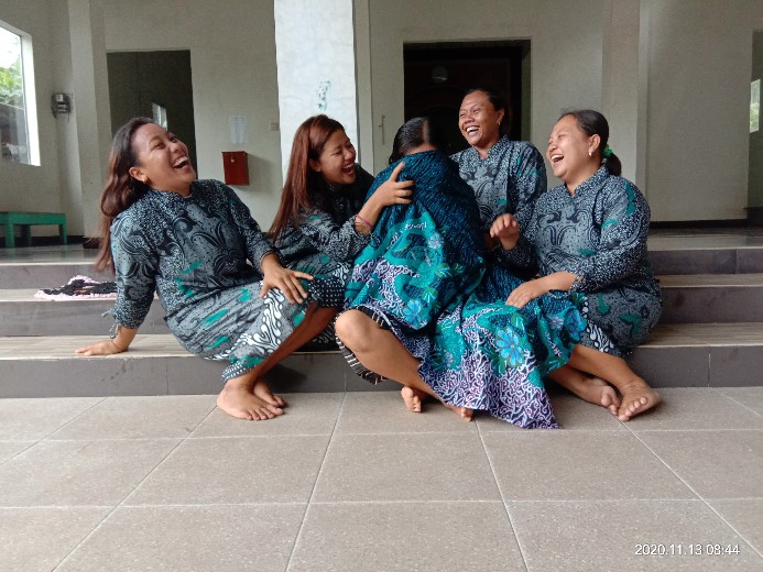 Atasan Tunik Tunic Batik Wanita M L Xl Xxl Jumbo Modern Terbaru Hrb030 Dolbi Dolby