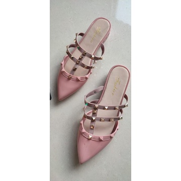 Valentino Stud heels wanita no brand