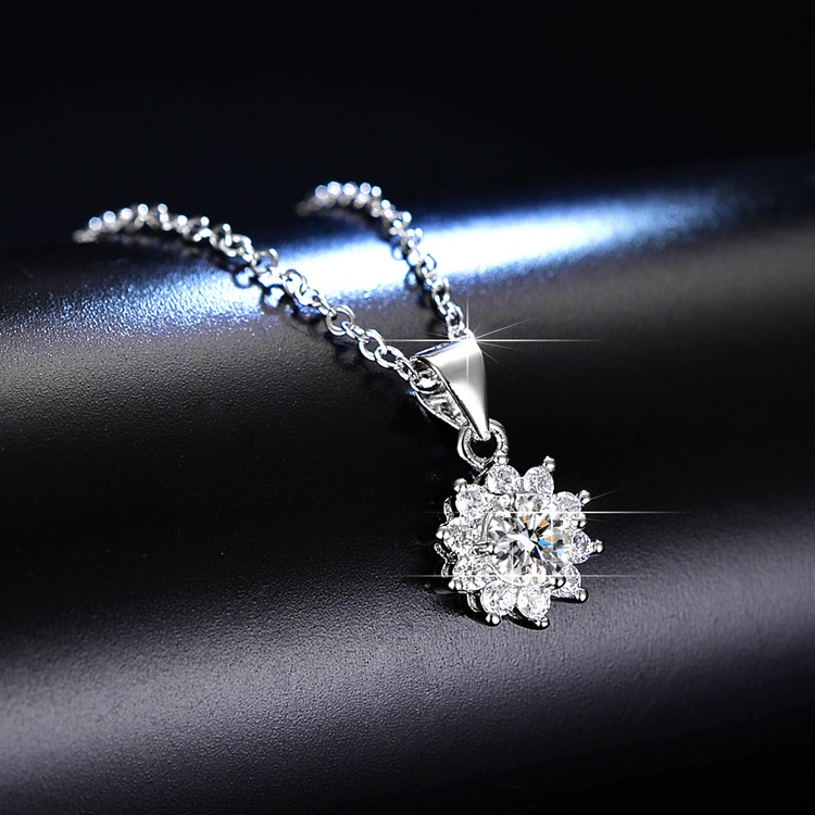 925 perak murni Gypsophila snowflake diamond Klavikula liontin kalung untuk wanita Moissanite gaya Korea perhiasan fashion sederhana