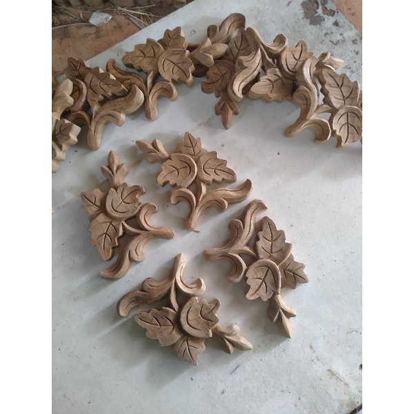 ornamen ukiran kayu sudut