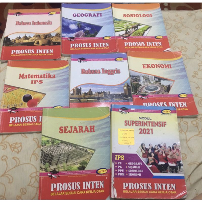 

Preloved Buku Inten Soshum 2020-2021