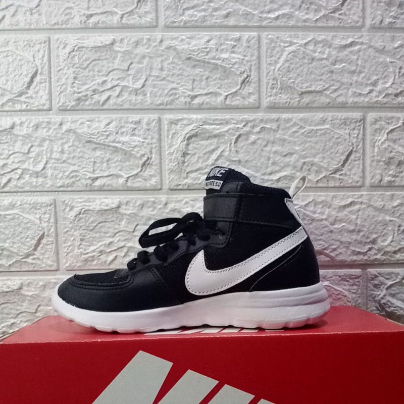 nike free 5.0 black and white
