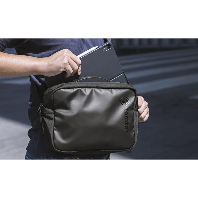 TOMTOC Urban Commute CROSSBODY BAG H02A01D PREMIUM FOR IPAD PRO 11 IN