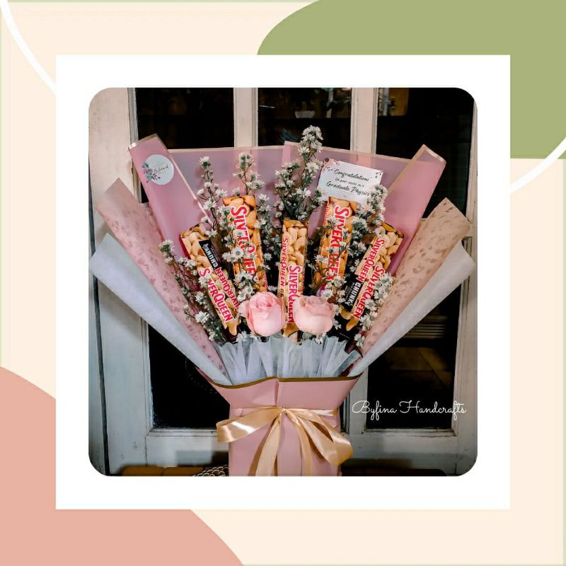 

Buket cokelat spesial chocolate bouquet dengan bunga asli hadiah ultah wisuda anniversary