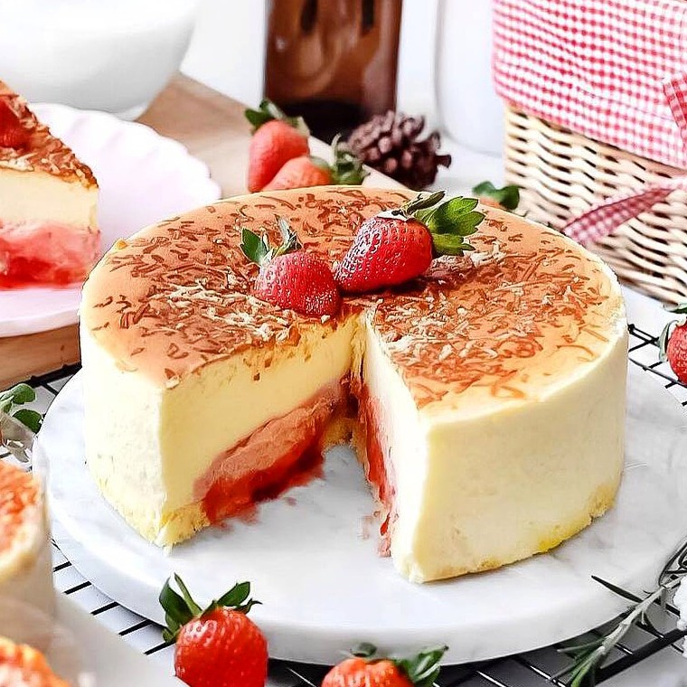 

Kibo Large Strawberry