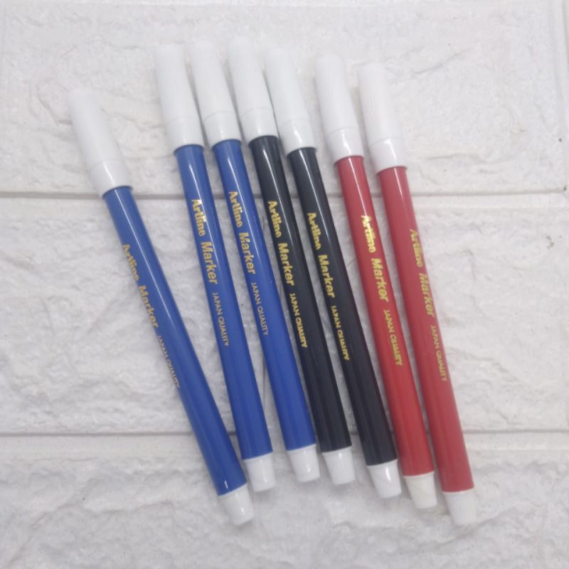 

Spidol warna ecer merah, biru, hitam, pink, kuning, ungu