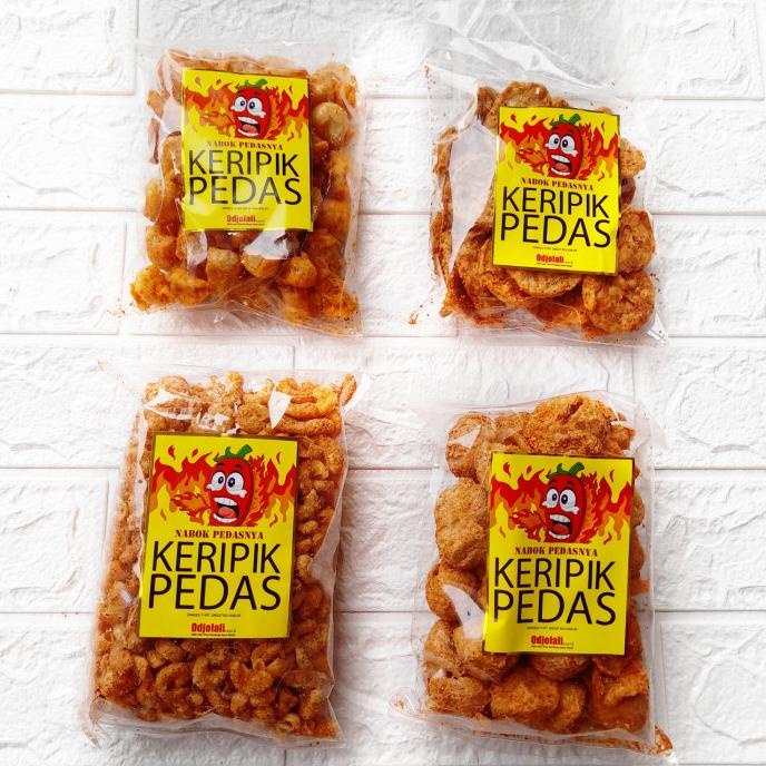 

Paket Keripik Pedas Oleh Oleh Khas Bandung (Makaroni, Siomay Kering,