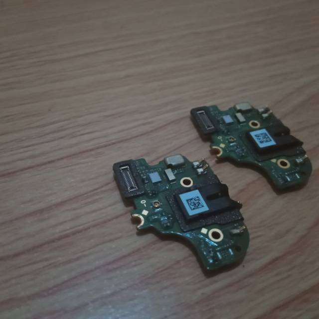 

PAPAN FLEXIBEL OPPO A3S PAPAN PCB ATOU PAPAN HANDSPREE