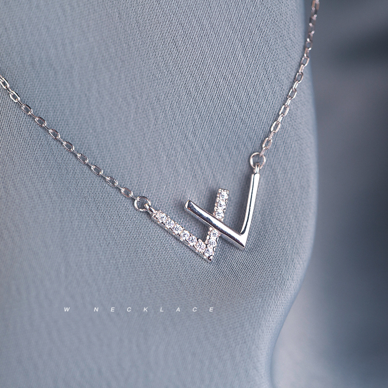 W Letter Necklace Female Silver Simple Bracelet Earrings Ins Korean Version of Clavicle Chain Jewelry