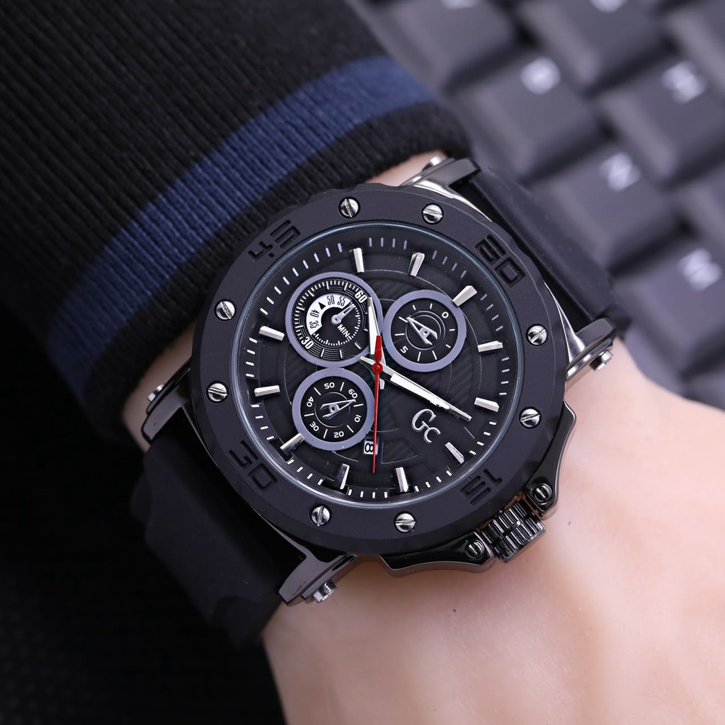 [COD] Jam Tangan Pria Guess Colection G8567EL Tanggal Aktif Tali Rubber Free Box & Baterai Cadangan