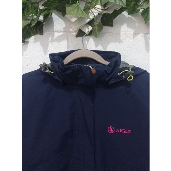 Jaket Second AIGLE Goretex size M Original Outdoor Thrifting Bekas Gunung Waterproof
