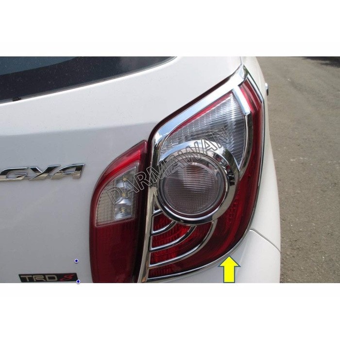 AKSESORIS MOBIL Garnish Chroom Lampu belakang Stoplamp Agya Ayla HARG