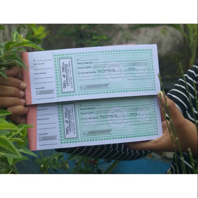 

NOTA KWITANSI HVS DESAIN CUSTOM