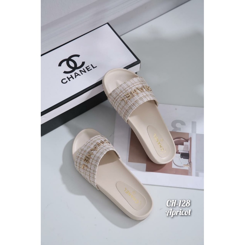 NEW ARRIVAL!!!  SANDAL WANITA SLOP IMPORT TERMURAH FLAT CHAN.  Kode: CH-128