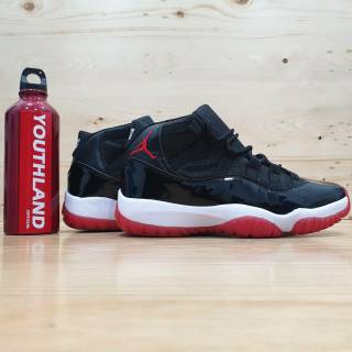 nike air jordan 11 black red