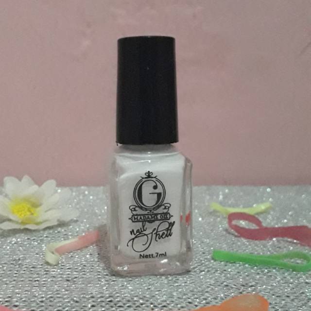 Kutek Madame Gie (Natural Series No.13/Bening) | Madame Gie Nail Shell Polish