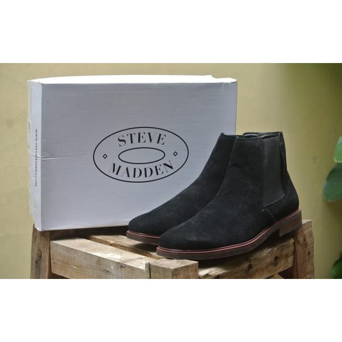 steve madden black suede