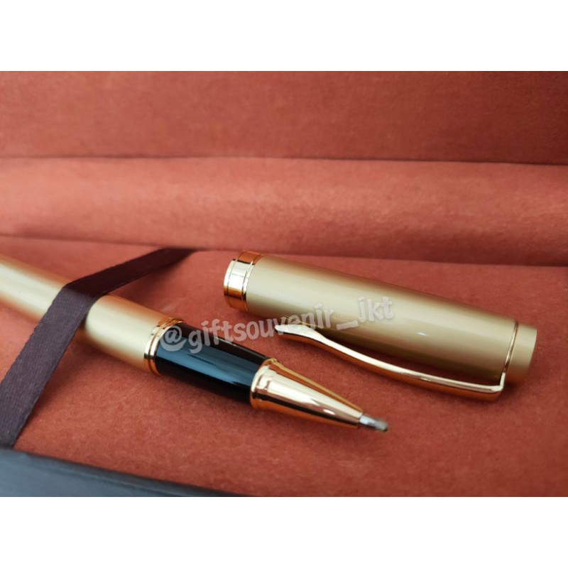 PULPEN CUSTOM | ROLLERPEN| PULPEN TINTA GELL | FREE CUSTOM NAMA