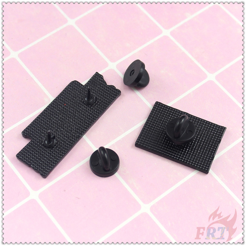 1pc Bros Pin Enamel Desain Serial Tv Stranger Things-3