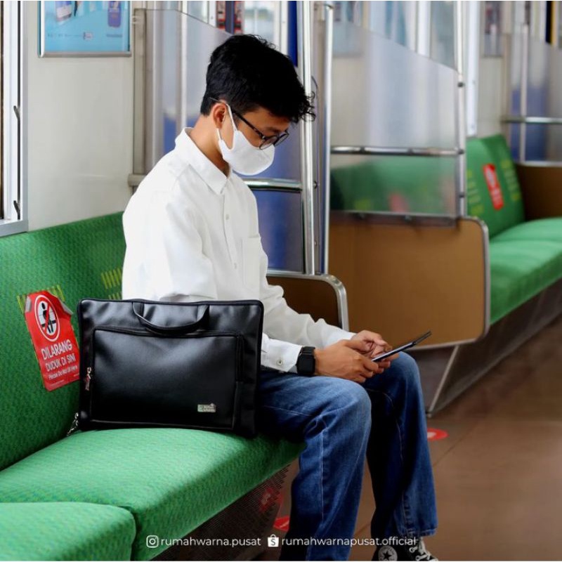 Softcase Laptop Dobel Polos 15 inch Rumah Warna