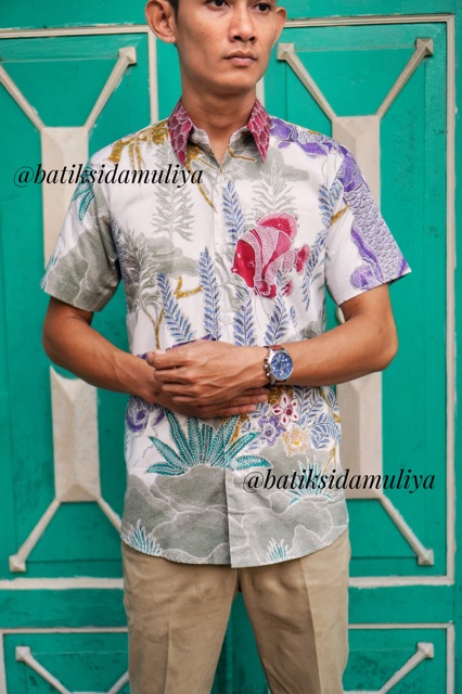 Sidamuliya Batik Kemeja Pria Slimfit Premium Bahuwirya Lengan Pendek