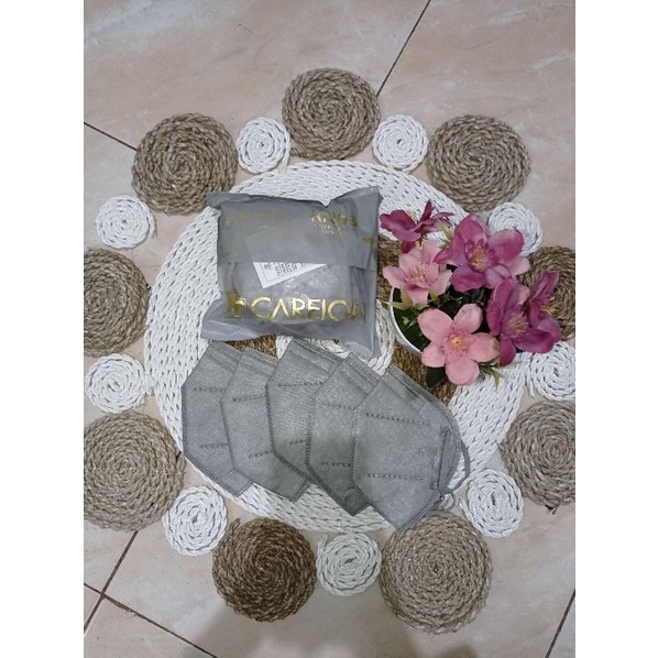 MASKER KN95 CAREION