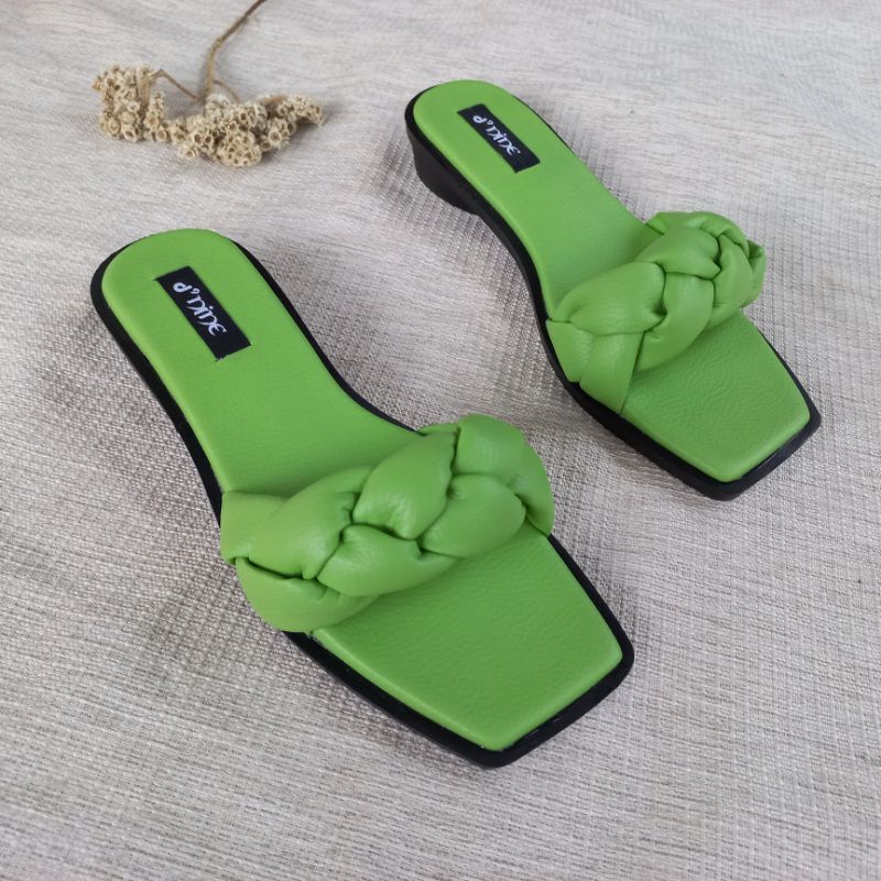 d'nine sandal Wanita slop kepang busa KS 11