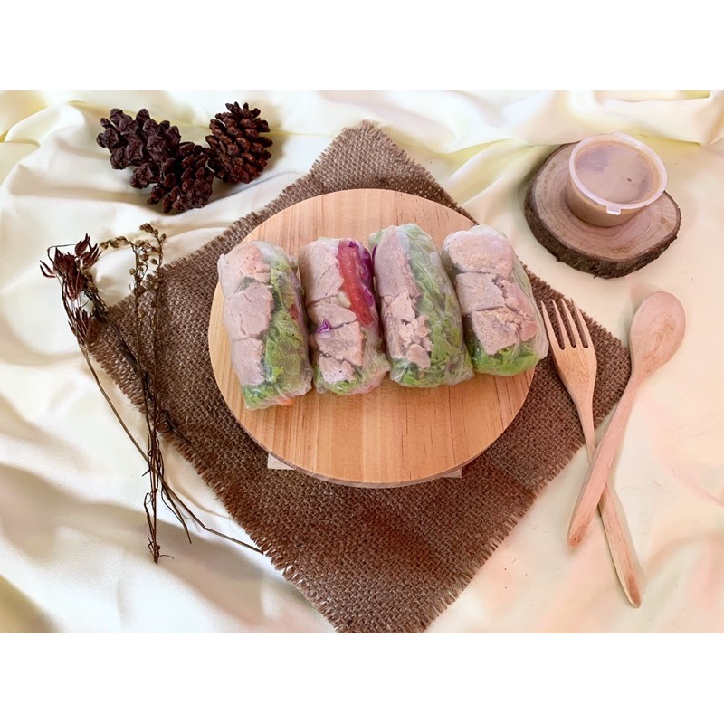 

Spring Roll Salad (tuna grill)