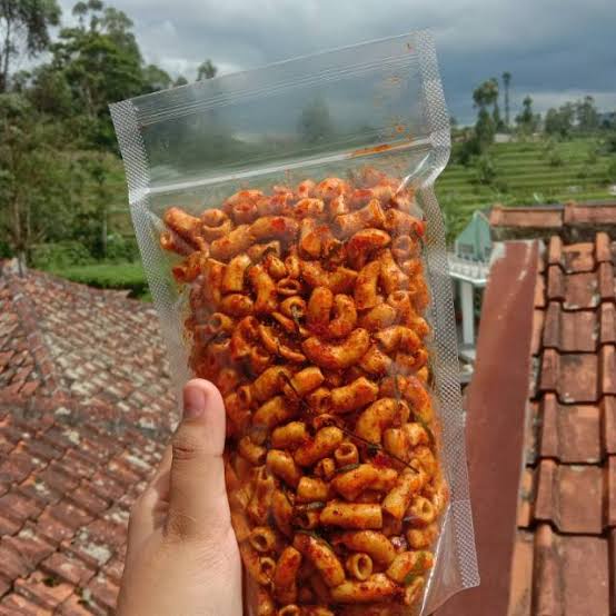 

makaroni bantet daun jeruk extra pedas wahana seuhah