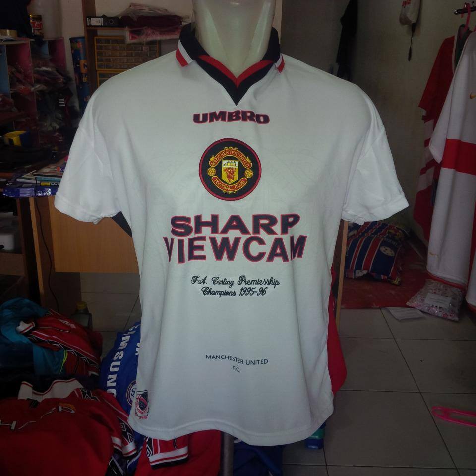 Jersey Retro MU Away 1996 Grade AAA