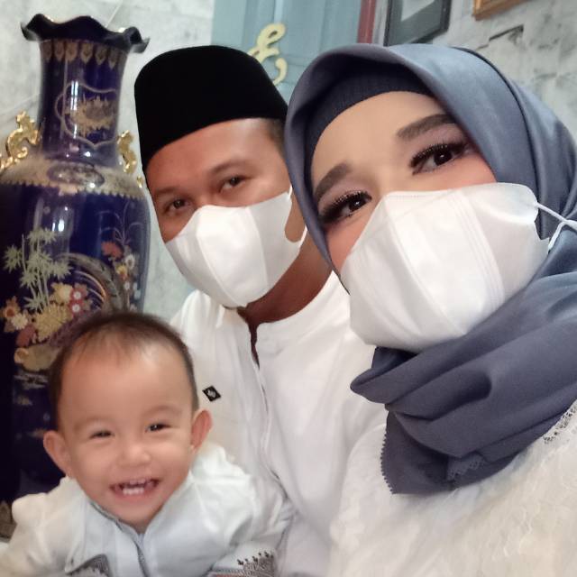 apriyanti220490