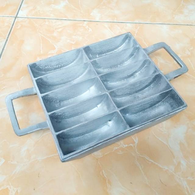 Cetakan kue pukis oval plus tutup