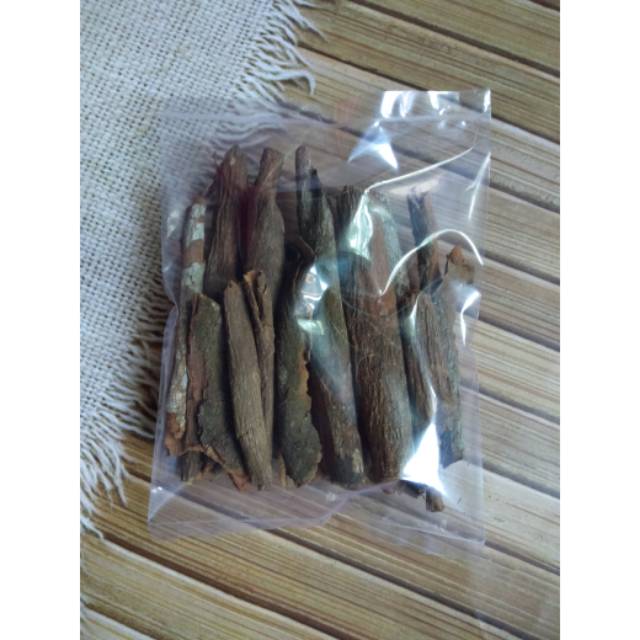 

Kulit kayu kina 50gr