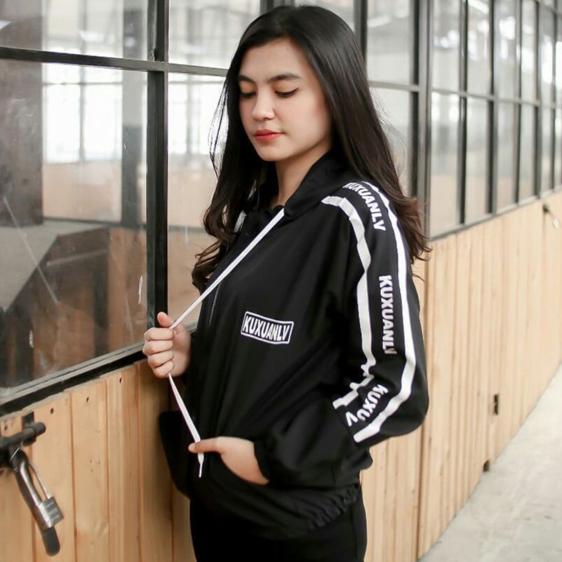 MVP - Kuxu Jaket - Jaket Parasut Wanita